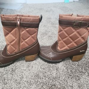 Jambu instullated boots